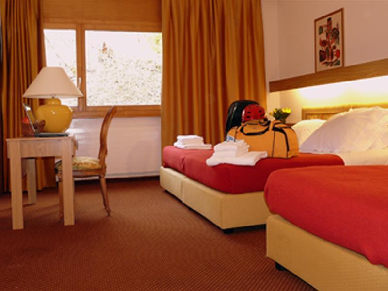Hotel De La Foret Crans-Montana Exteriör bild